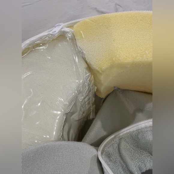 My Brest Friend Super Deluxe Nursing Pillow in Platinum - Picture 3 of 4